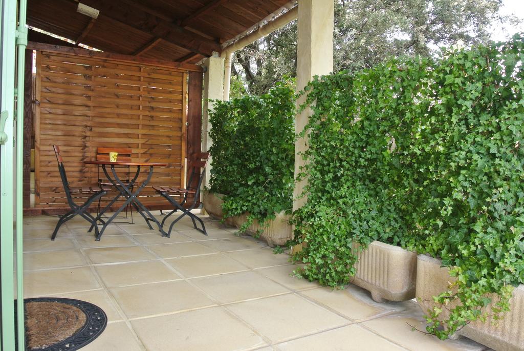 Bed and Breakfast La Vieille Bastide Flayosc Exterior foto