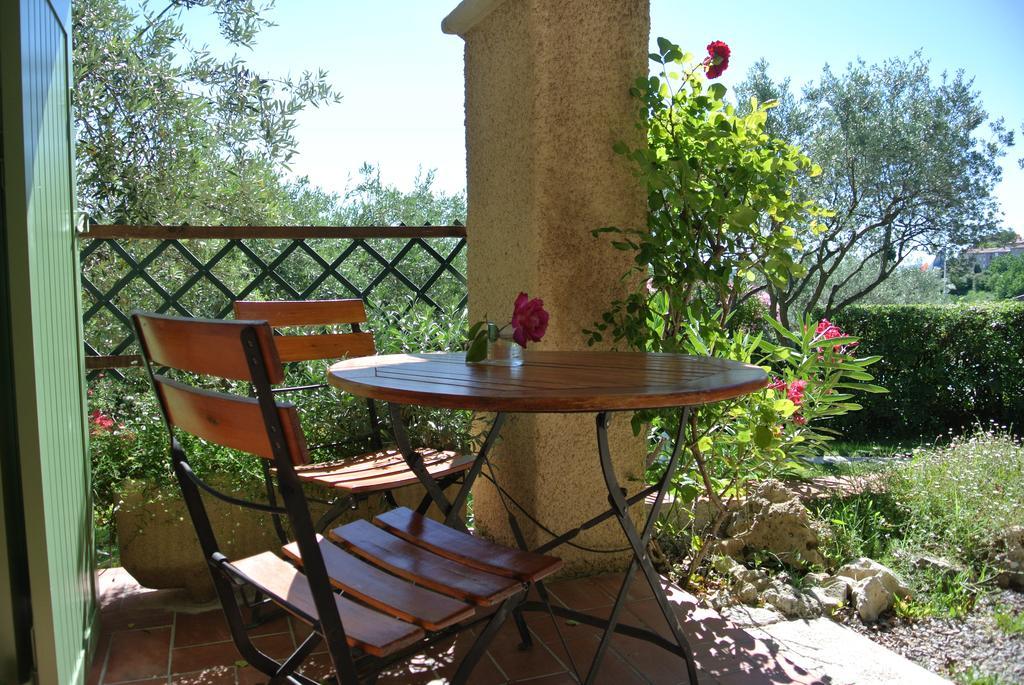 Bed and Breakfast La Vieille Bastide Flayosc Exterior foto