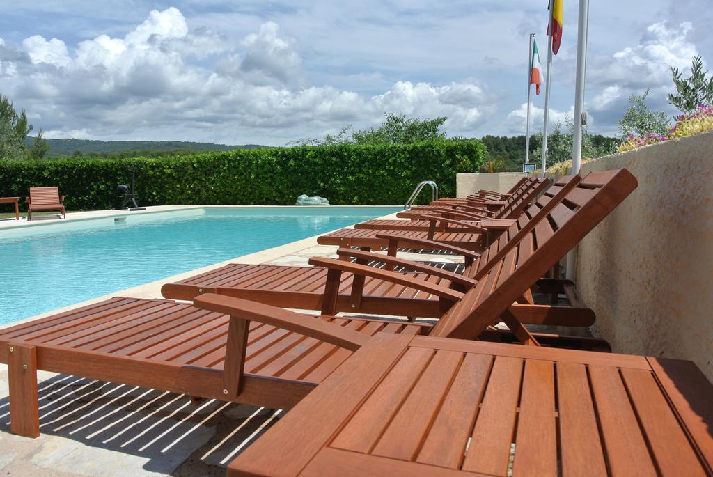 Bed and Breakfast La Vieille Bastide Flayosc Exterior foto